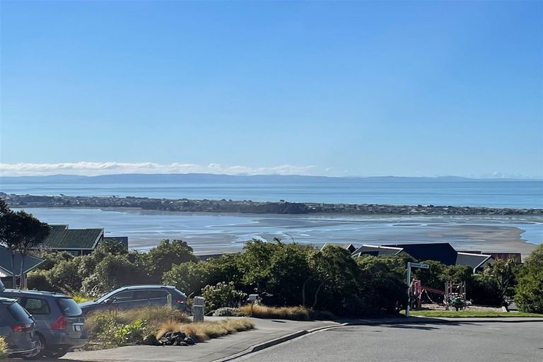 Photo of property in 9 Assisi Street, Mount Pleasant, Christchurch, 8081