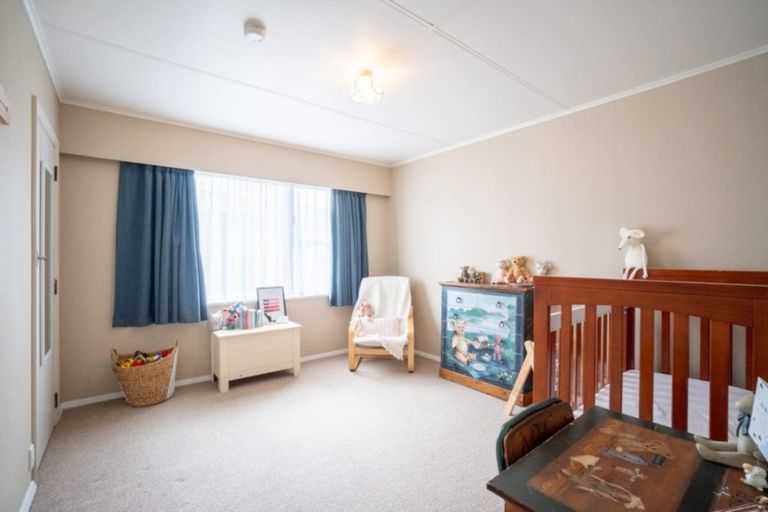 Photo of property in 16 Cavendish Crescent, Awapuni, Palmerston North, 4412
