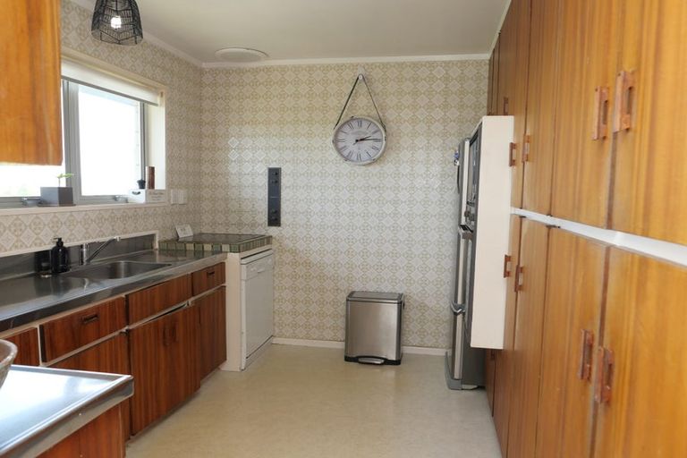 Photo of property in 105 Rosetta Road, Raumati South, Paraparaumu, 5032