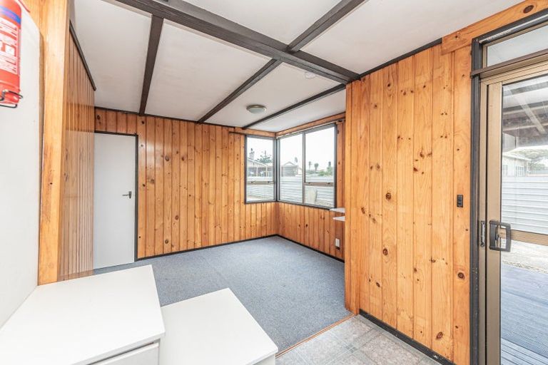 Photo of property in 26 Seafront Road, Castlecliff, Whanganui, 4501