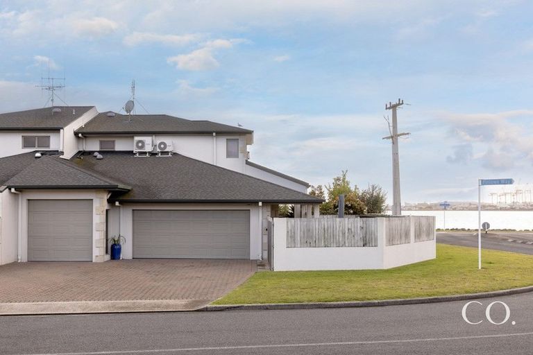 Photo of property in 46 Harbour Drive, Otumoetai, Tauranga, 3110