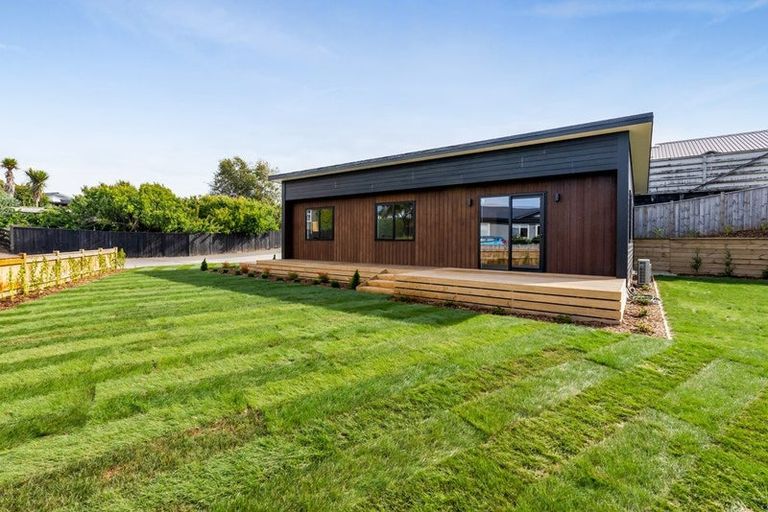 Photo of property in 40d Dillon Drive, Bell Block, New Plymouth, 4312