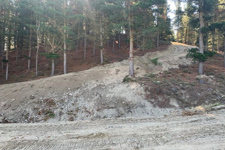 Photo of property in 65 Hillview Road, Birdlings Flat, Little River, 7591