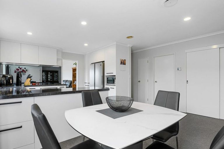 Photo of property in 75 Basley Road, Owhata, Rotorua, 3010