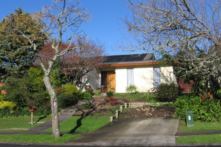 Photo of property in 23 Fratley Avenue, Farm Cove, Auckland, 2012