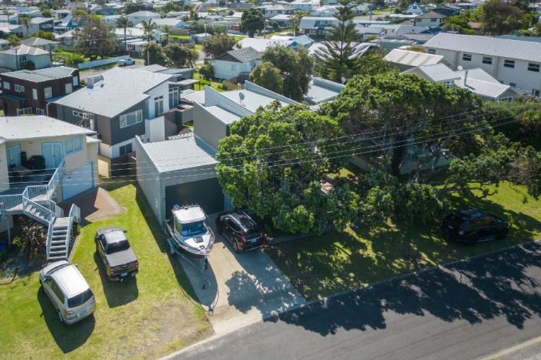 Photo of property in 217b Beverley Terrace, Whangamata, 3620