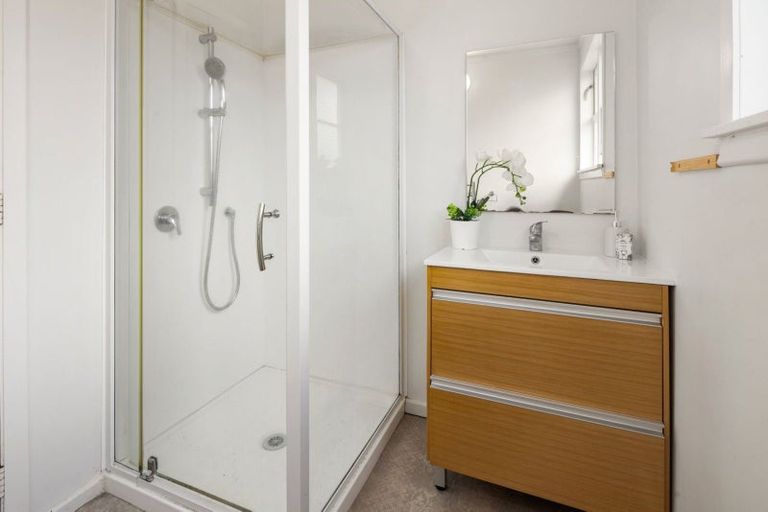 Photo of property in 42 Churchill Avenue, Maeroa, Hamilton, 3200