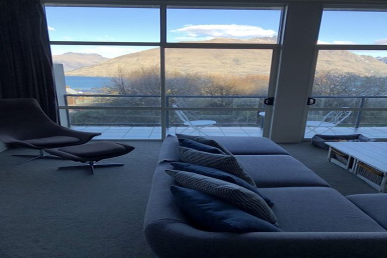 Photo of property in 6a Vancouver Drive, Queenstown, 9300