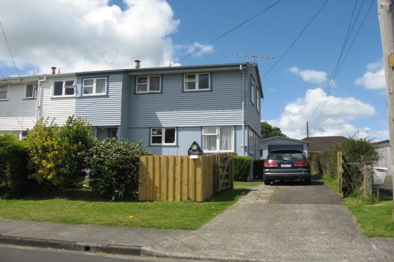 Photo of property in 68b Arimu Road, Papakura, 2110