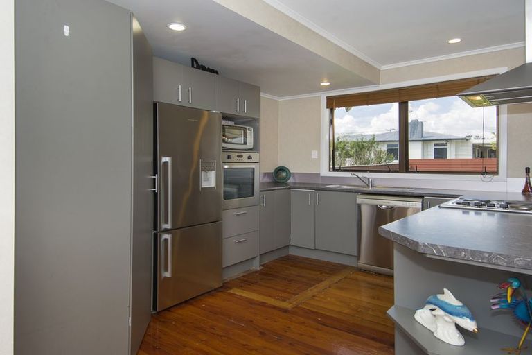 Photo of property in 4 Seaforth Grove, Greerton, Tauranga, 3112