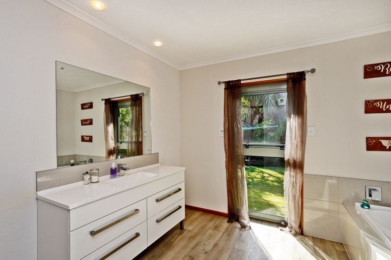 Photo of property in 17 Korimako Avenue, Otatara, Invercargill, 9879