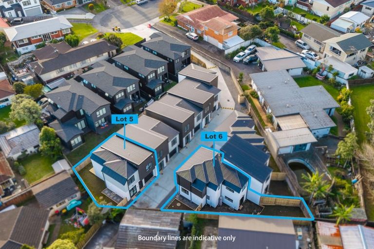 Photo of property in 6/24 Tupaki Place, Pakuranga Heights, Auckland, 2010