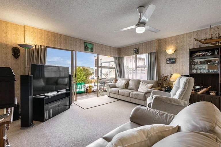 Photo of property in 4/15 Zion Road, Birkenhead, Auckland, 0626