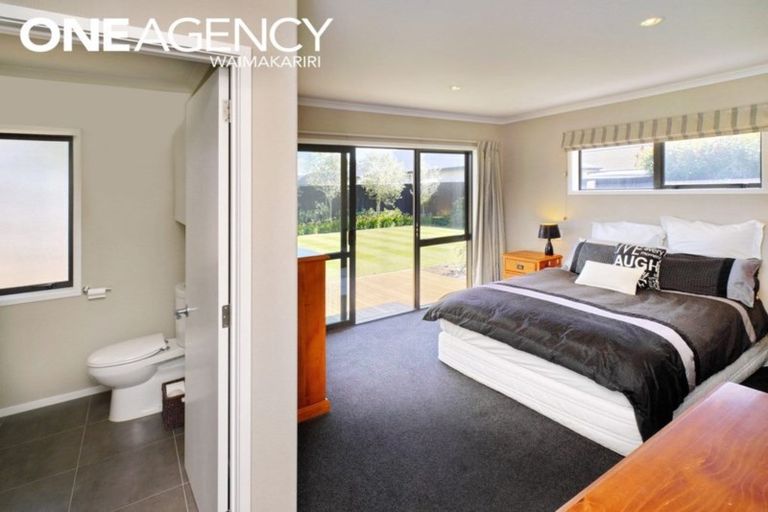 Photo of property in 58 Tutaipatu Avenue, Pegasus, 7612