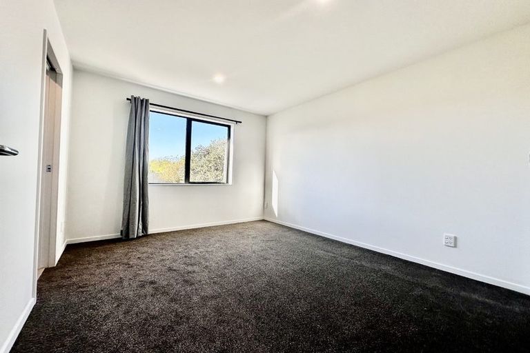 Photo of property in 50d Greenmeadows Avenue, Manurewa East, Auckland, 2102