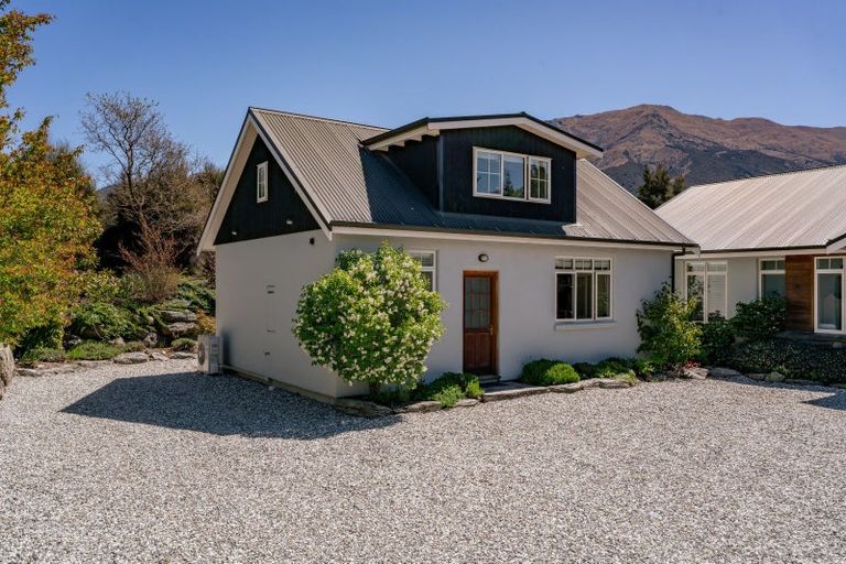 Photo of property in 162 Te Awa Road, Albert Town, Wanaka, 9382