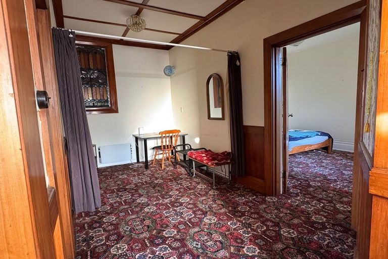 Photo of property in 4 Levy Street, Mount Victoria, Wellington, 6011