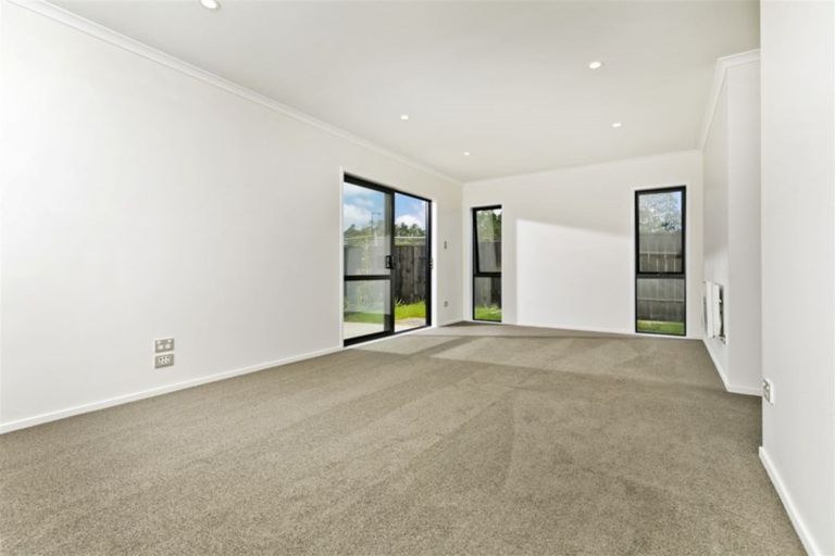 Photo of property in 97 Schoolside Road, Kumeu, 0810
