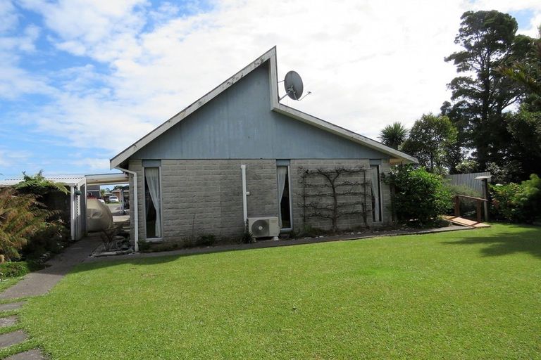 Photo of property in 2/39 Domett Street, Westport, 7825