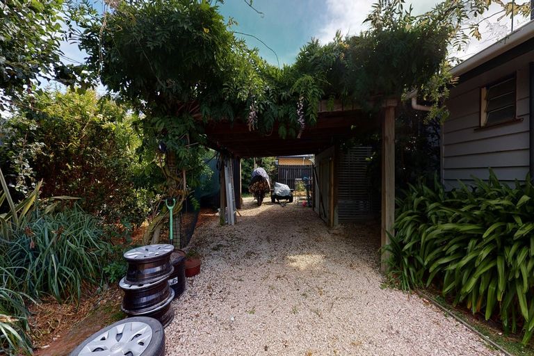 Photo of property in 14 Graham Street, Tinwald, Ashburton, 7700