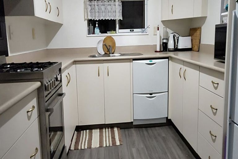 Photo of property in 70 Dixon Road, Glenview, Hamilton, 3206