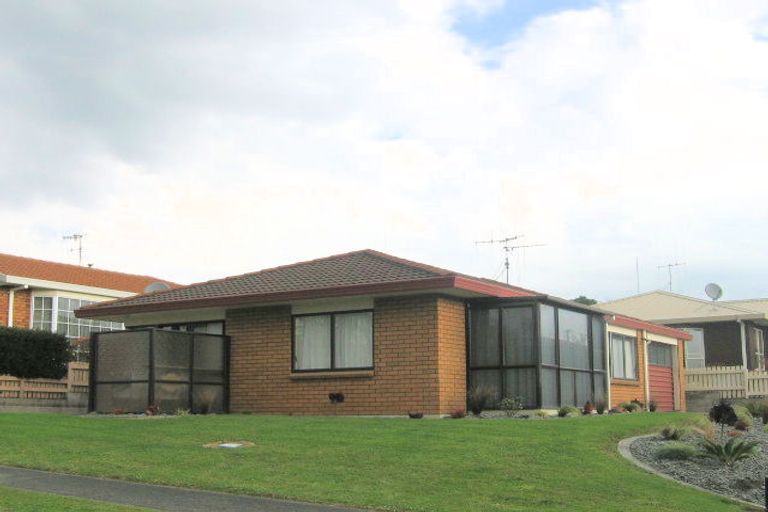 Photo of property in 4 Camellia Place, Greerton, Tauranga, 3112