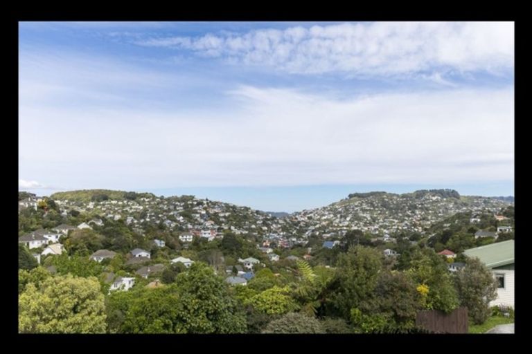 Photo of property in 16a Govind Grove, Ngaio, Wellington, 6035