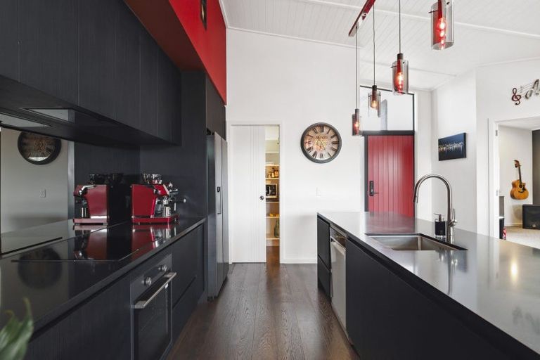 Photo of property in 5 Maunganamu Drive, Wharewaka, Taupo, 3330