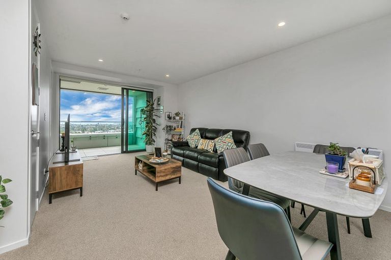 Photo of property in 902/8 Waikumete Road, Glen Eden, Auckland, 0602
