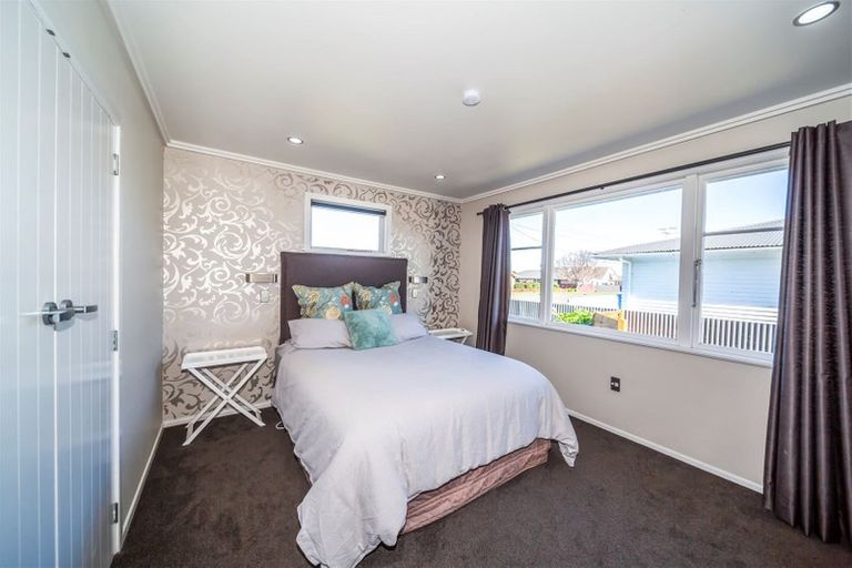 Photo of property in 2 Maire Street, Hawera, 4610