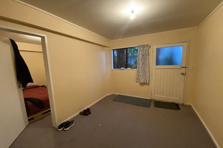Photo of property in 6 Jacaranda Grove, Maungaraki, Lower Hutt, 5010
