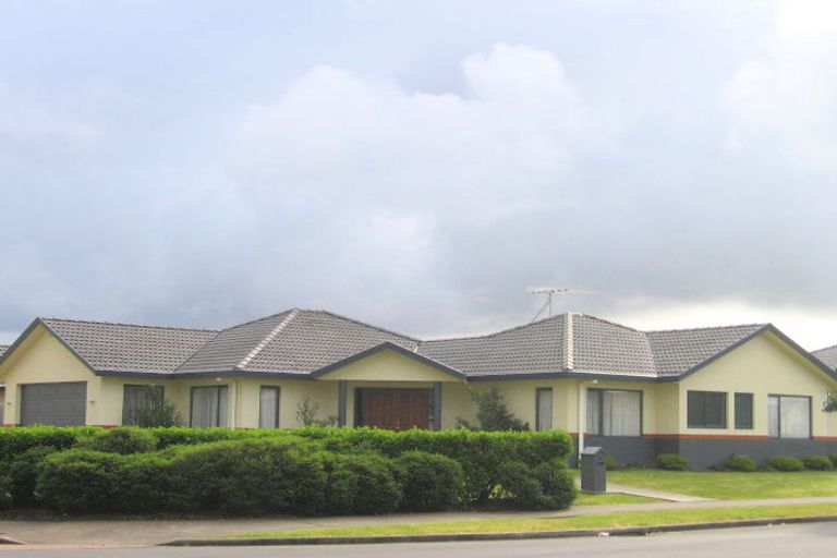 Photo of property in 11 Wayne Francis Drive, East Tamaki, Auckland, 2016