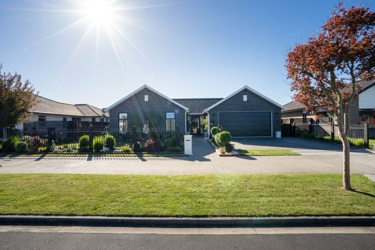 Photo of property in 26 Rose Leigh Drive, Cambridge, 3434