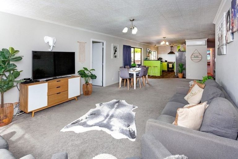 Photo of property in 123 Park Avenue, Whangamata, 3620