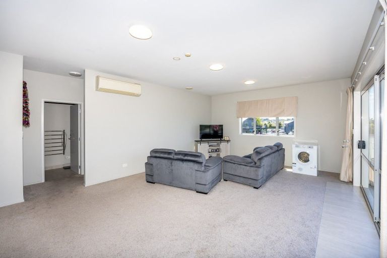 Photo of property in 21/111 Thomas Road, Rototuna, Hamilton, 3210