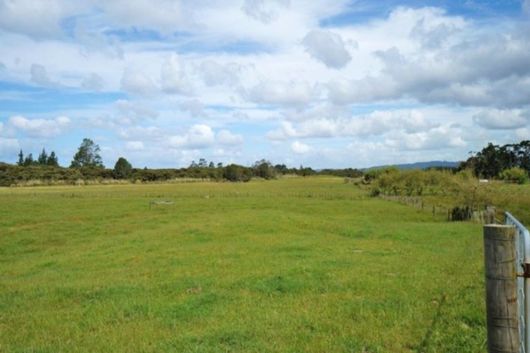 Photo of property in 93 Uretiti Road, Waipu, 0582