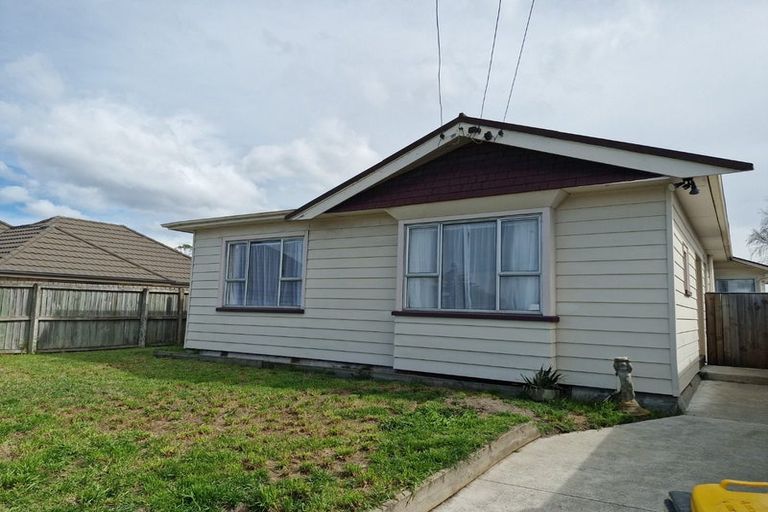 Photo of property in 21 Bassett Street, Burwood, Christchurch, 8083