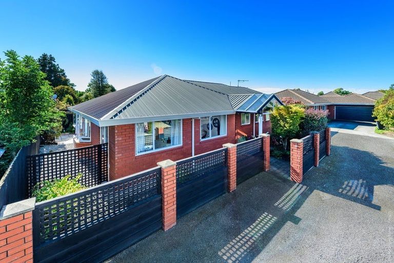 Photo of property in 1/10c Fovant Street, Russley, Christchurch, 8042