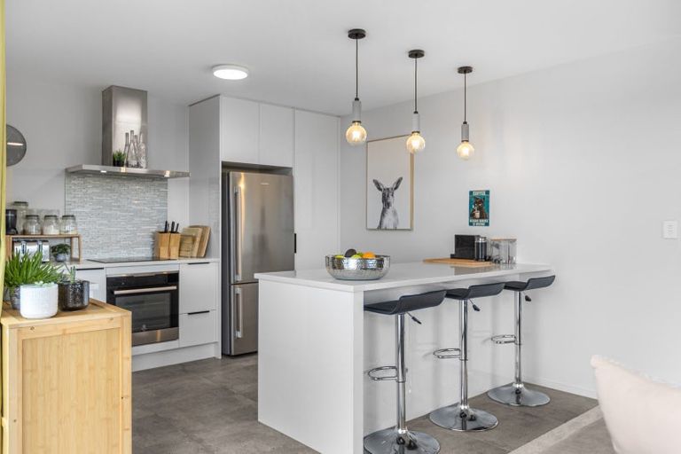 Photo of property in 101 Oteki Park Drive, Welcome Bay, Tauranga, 3112