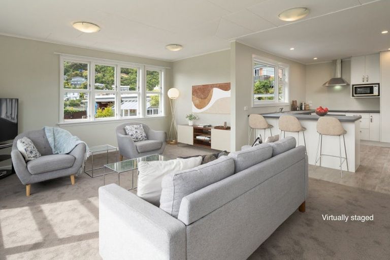 Photo of property in 34 Waikawa Road, Picton, 7220