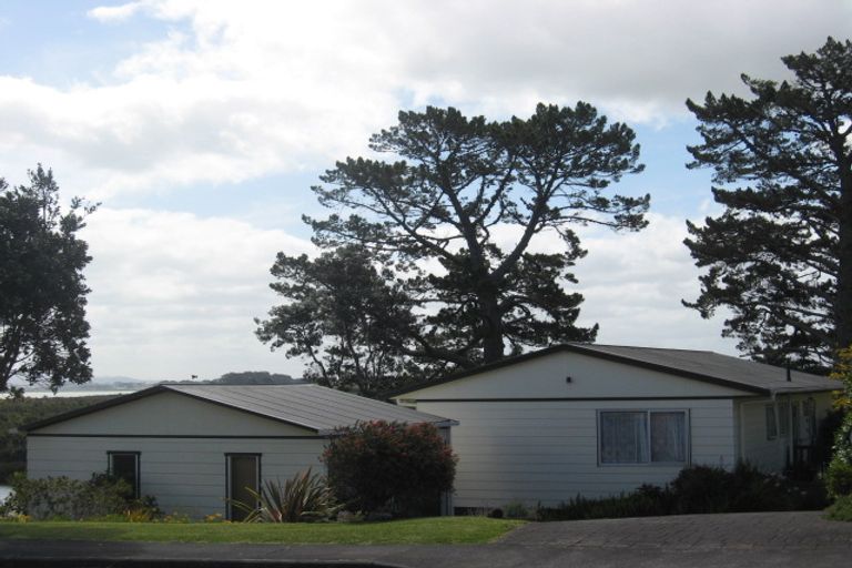 Photo of property in 97 Burundi Avenue, Clendon Park, Auckland, 2103