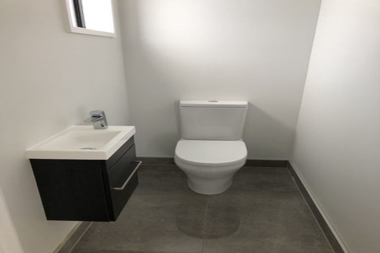 Photo of property in 11/15 Scott Road, Hobsonville, Auckland, 0616