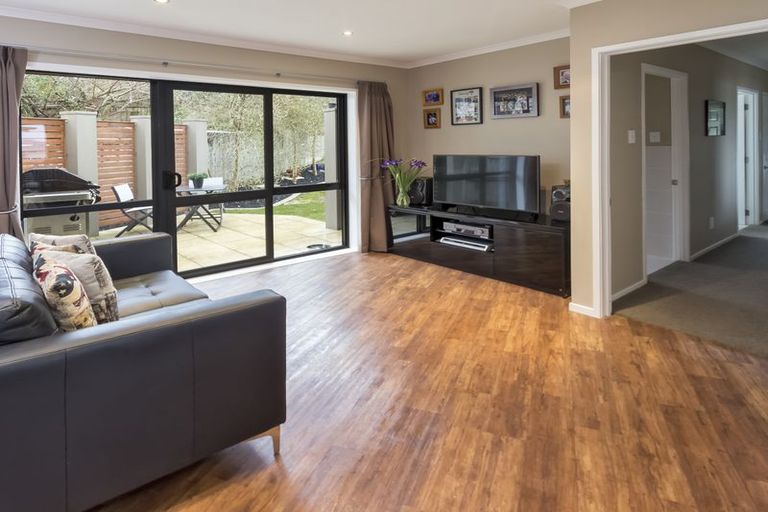 Photo of property in 23 Alexander Street, Cockle Bay, Auckland, 2014