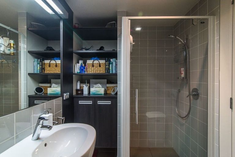 Photo of property in Republic Apartments, 4h/11 Tennyson Street, Te Aro, Wellington, 6011