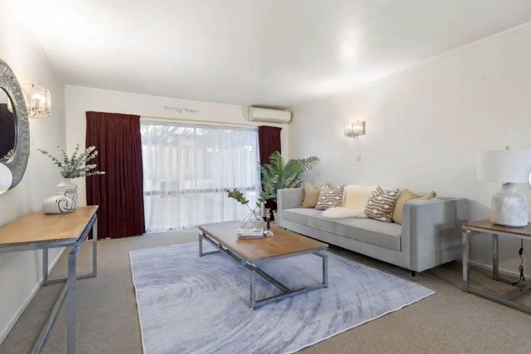Photo of property in 1/2 Arthur Road, Hillpark, Auckland, 2102