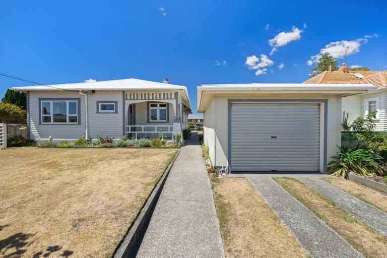 Photo of property in 11 Normanby Street, Fitzroy, New Plymouth, 4312