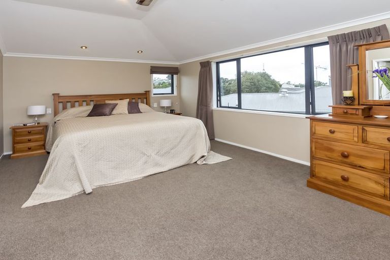 Photo of property in 23 Alexander Street, Cockle Bay, Auckland, 2014