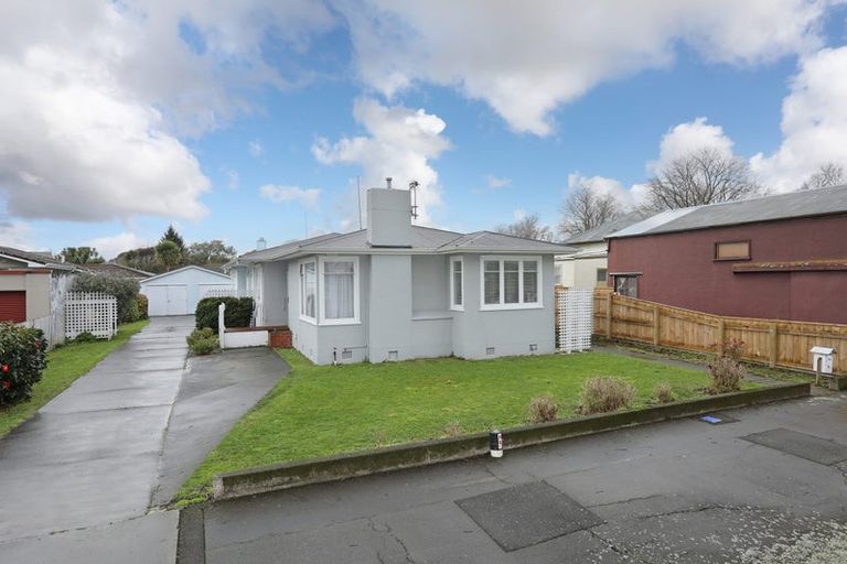 Photo of property in 1/115 Victoria Avenue, Hokowhitu, Palmerston North, 4410