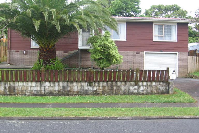 Photo of property in 60 Archmillen Avenue, Pakuranga Heights, Auckland, 2010