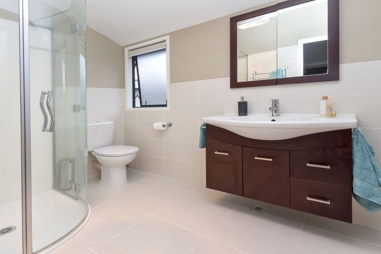 Photo of property in 23 Alexander Street, Cockle Bay, Auckland, 2014